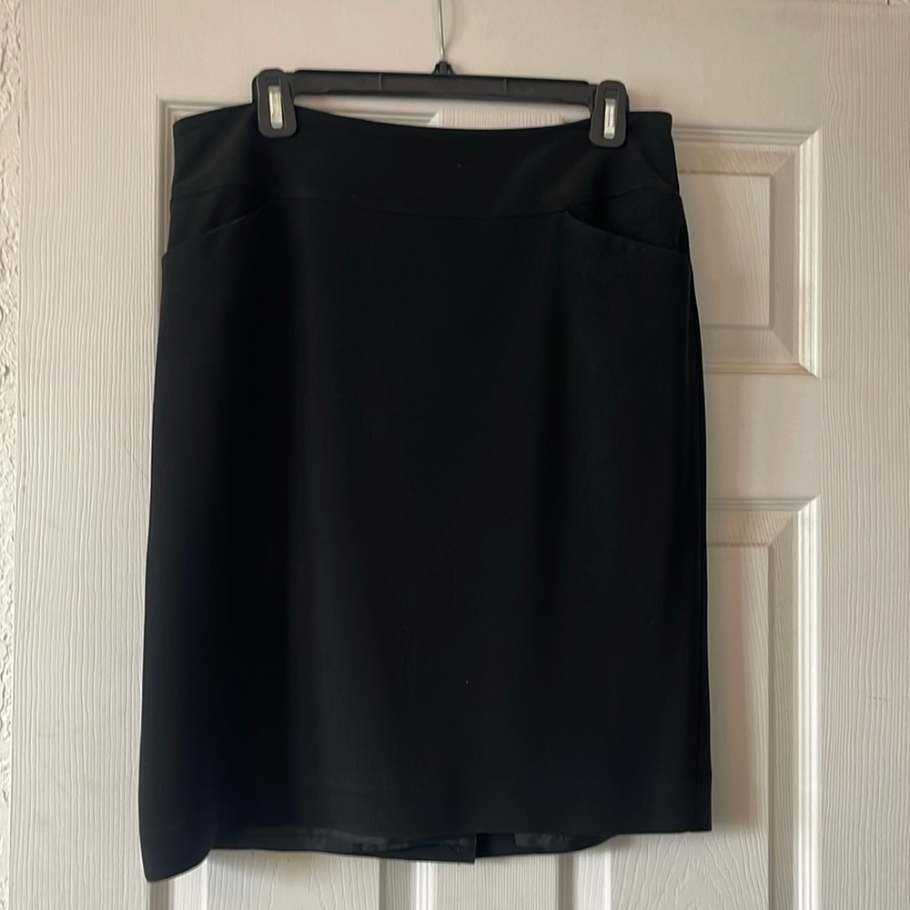 Black Peter Nygard pencil skirt with pockets
